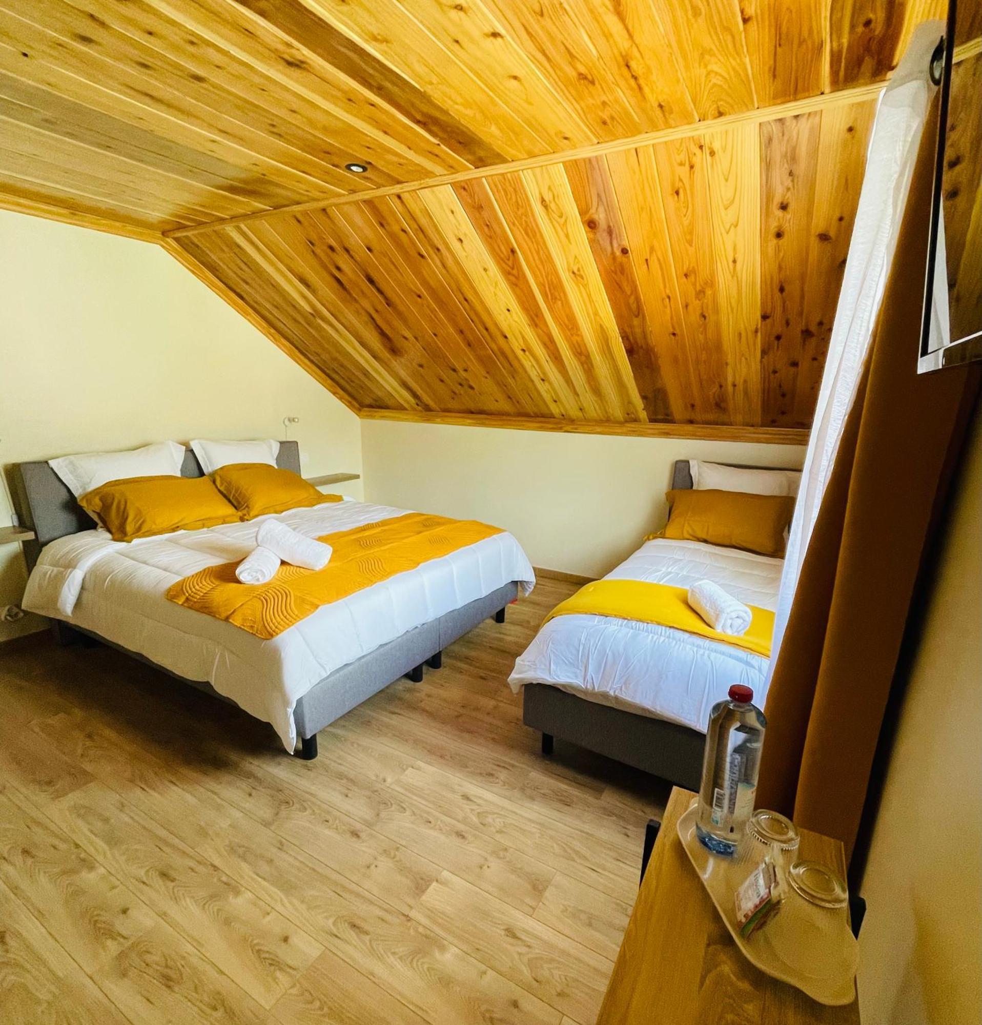 Au Sommet Des Salazes Hotell Salazie Exteriör bild