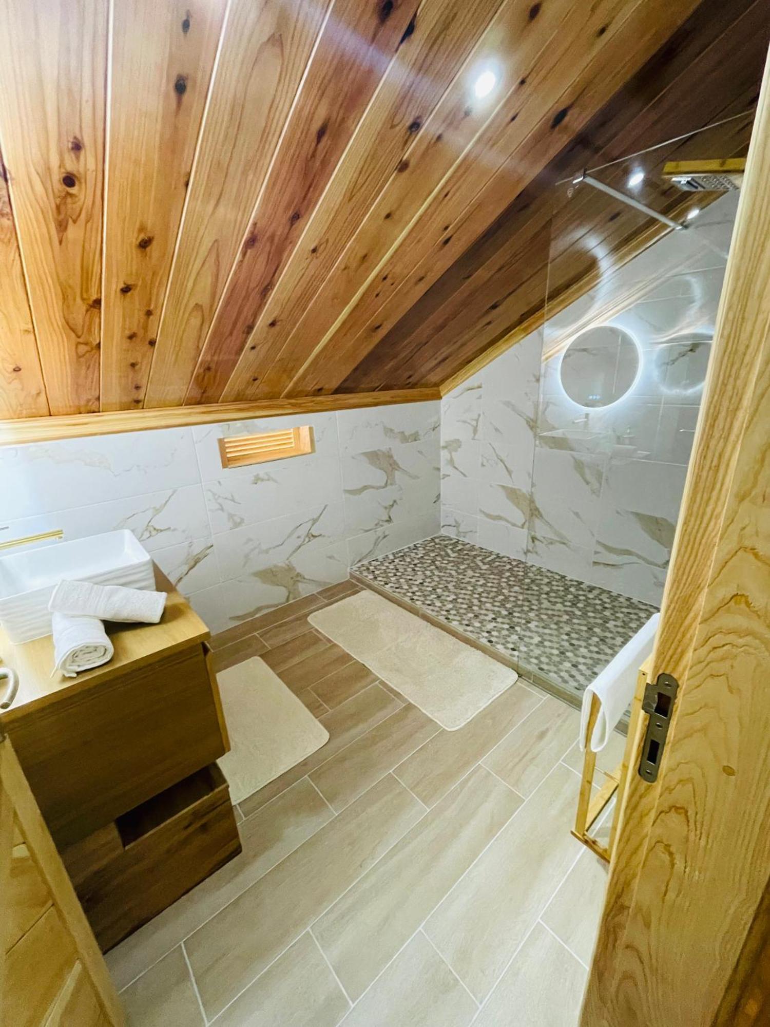 Au Sommet Des Salazes Hotell Salazie Exteriör bild